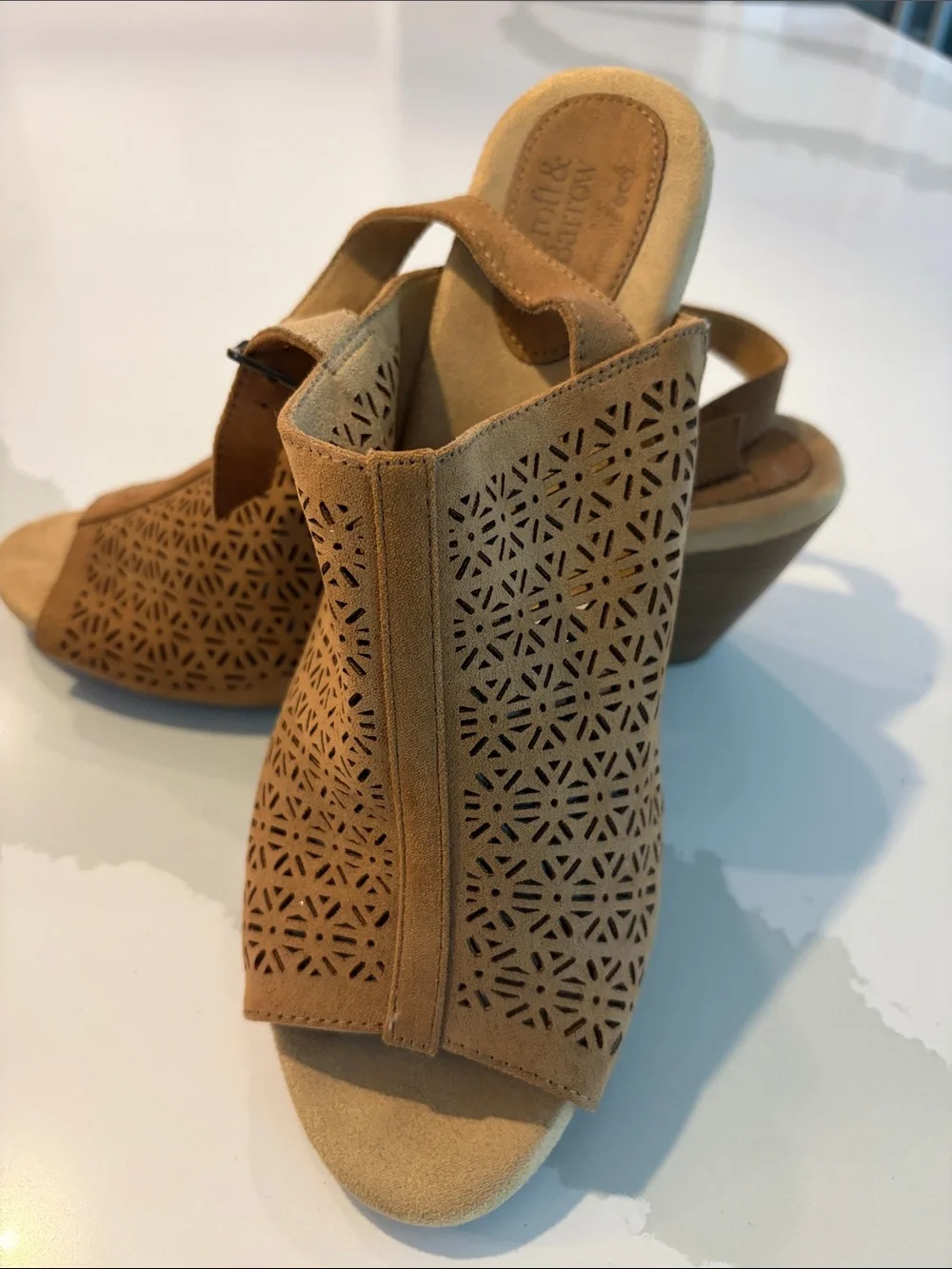 Women's Size 9 Tan Perforated Wedge Slingback Sandals